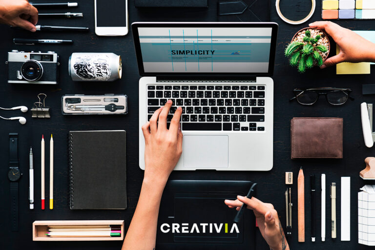 La identidad visual juega un papel fundamental en el impacto de tu marca. Tu público te reconocerá por ella... ¿Estás dispuesto a jugártela?